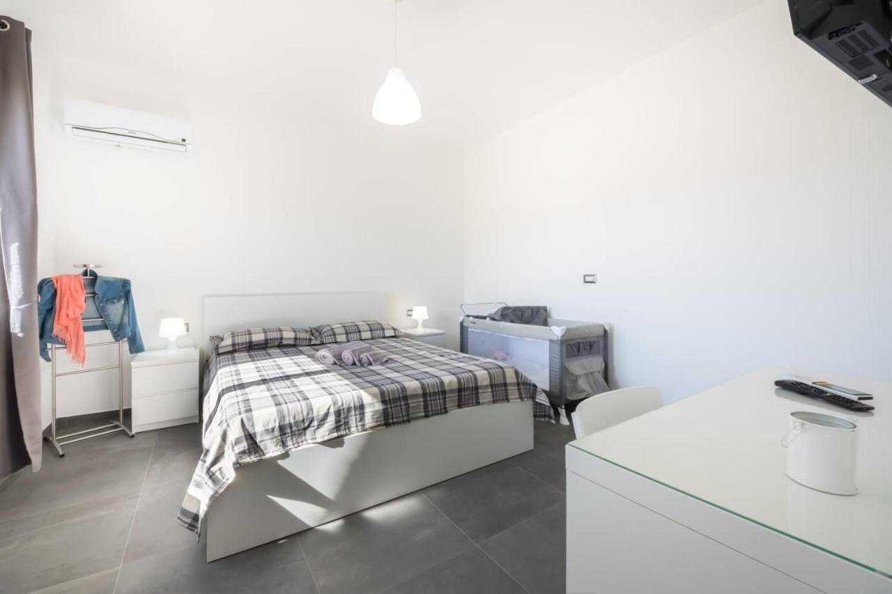 B&B Il Sogno Di Mario 카르보니아 외부 사진
